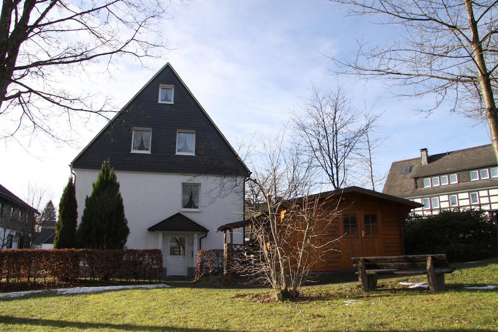 Ferienwohnungen Landgasthof Gilsbach Winterberg Buitenkant foto