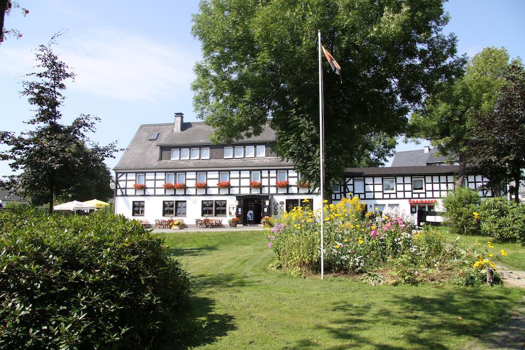 Ferienwohnungen Landgasthof Gilsbach Winterberg Buitenkant foto